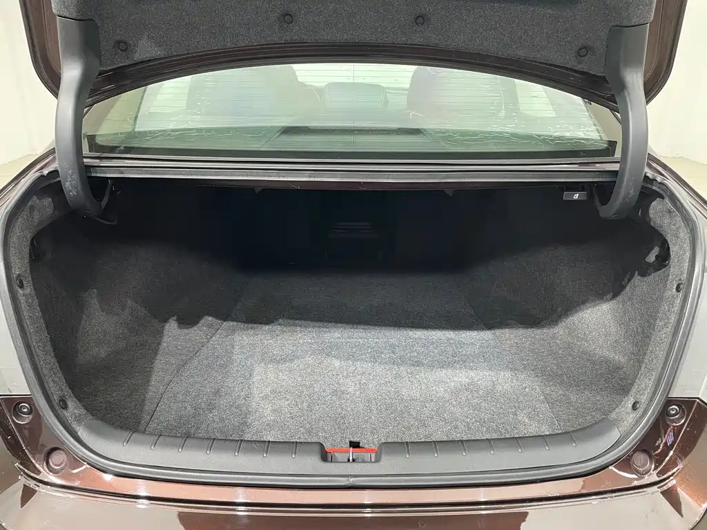 Honda Accord 2015 — фото 21
