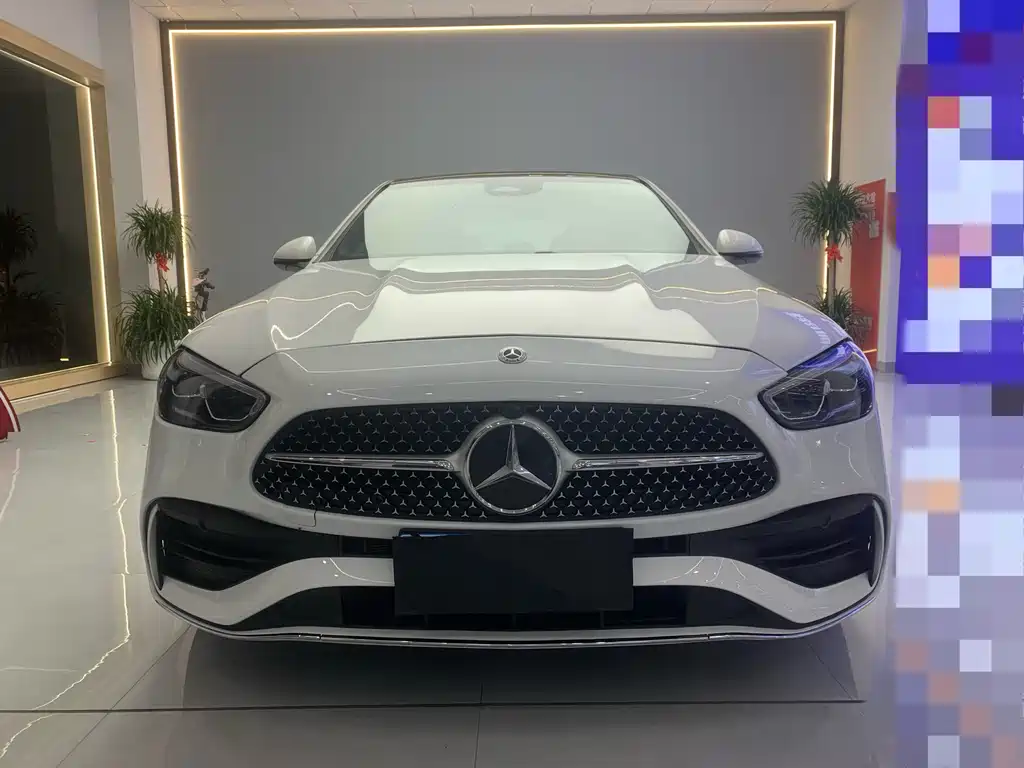 Mercedes-Benz C-Class 2021