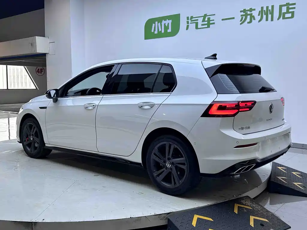 Volkswagen Golf 2023