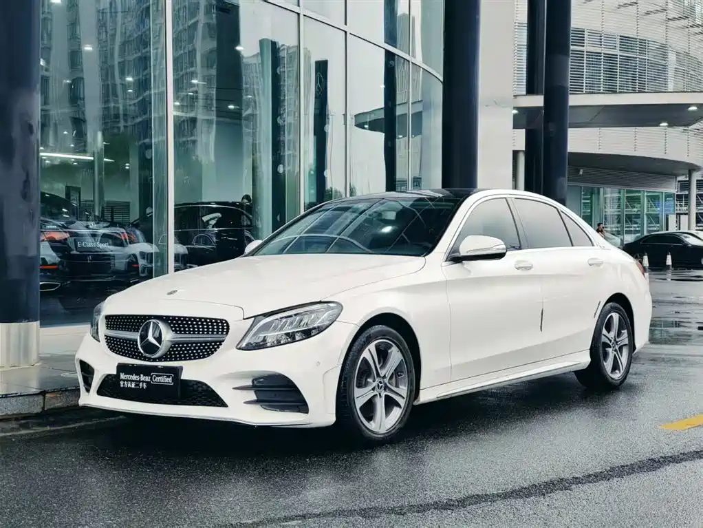Mercedes-Benz C-Class 2020