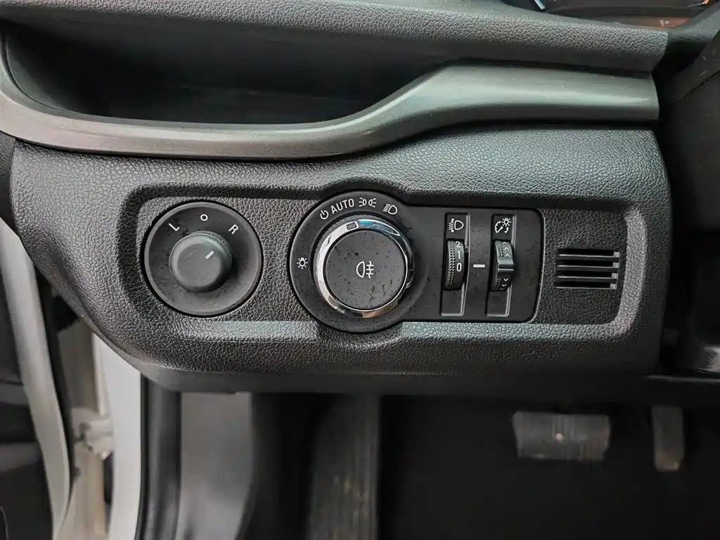 Buick Excelle 2021 — фото 21