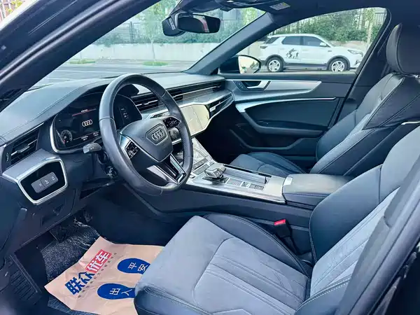 Audi A6L 2021