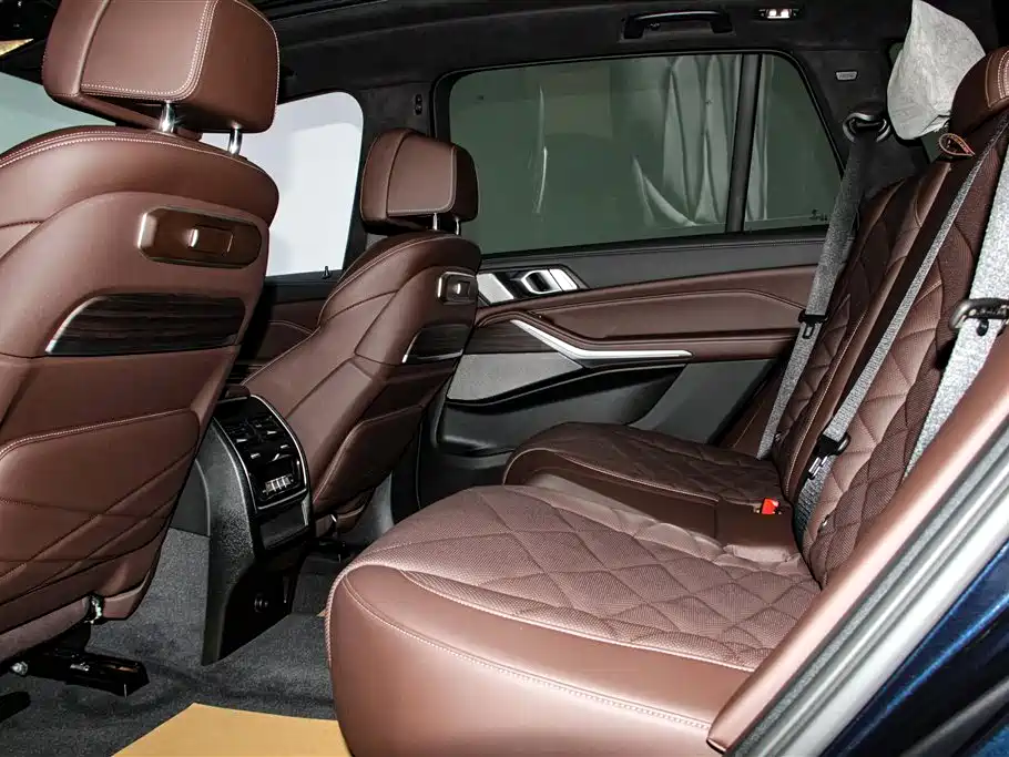 BMW X5 2025 — фото 21