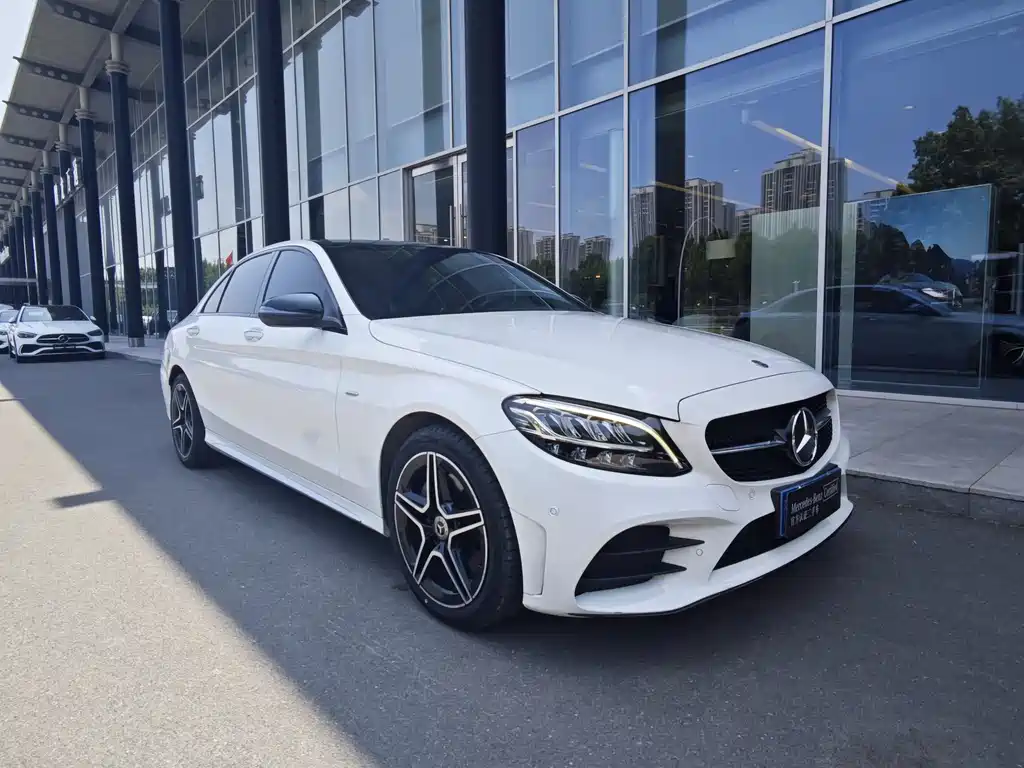 Mercedes-Benz C-Class 2020