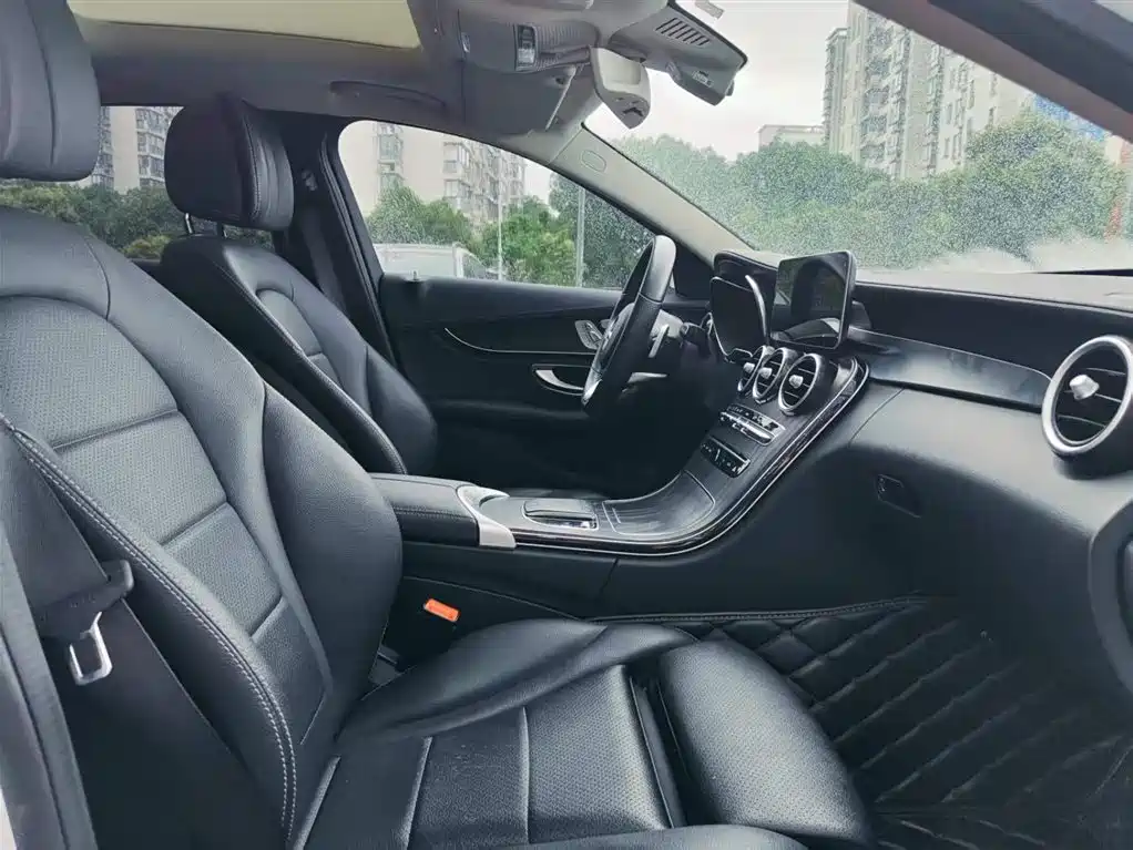 Mercedes-Benz C-Class 2020 — фото 19