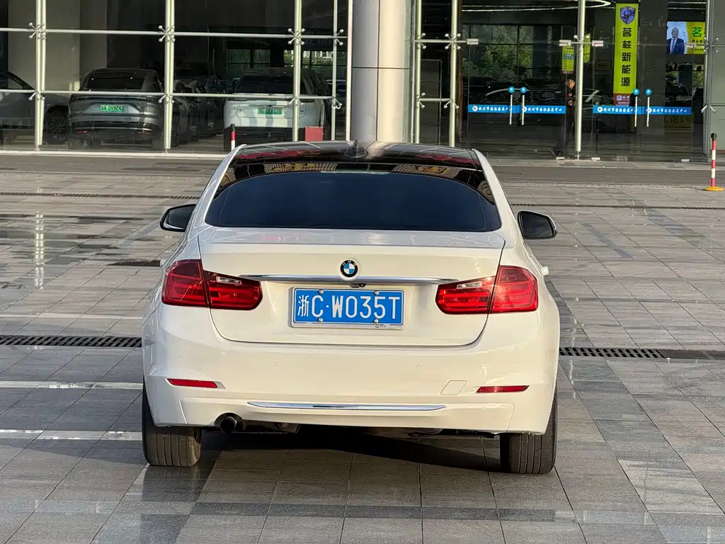 BMW 3 Series 2015