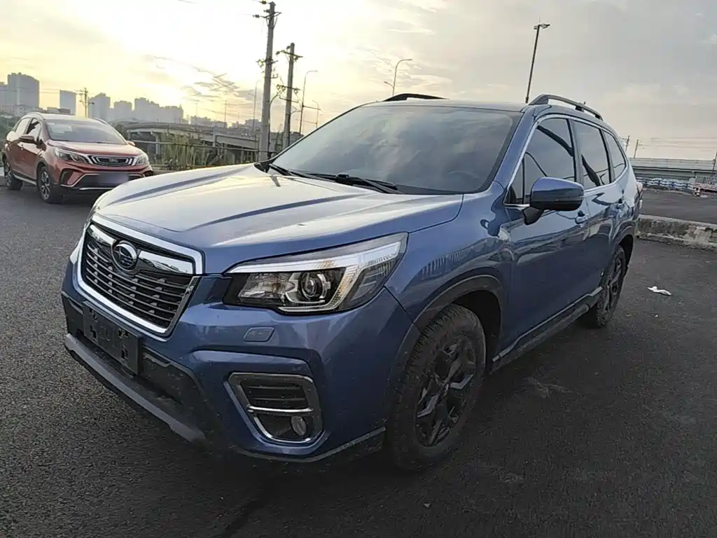 Subaru Forester 2018 — фото 2