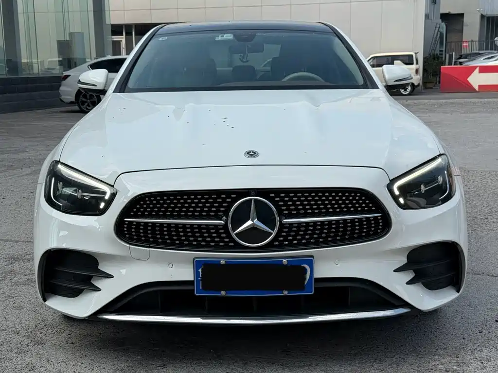Mercedes-Benz E-Class 2021
