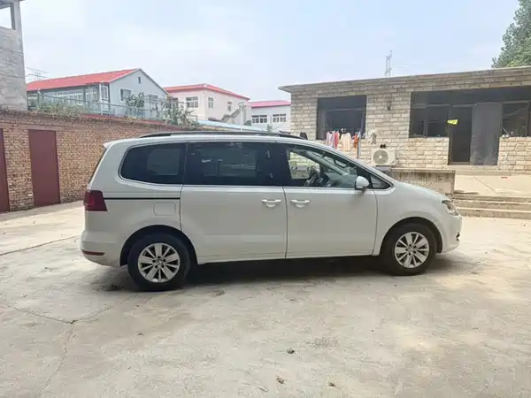 Volkswagen Sharan 2015