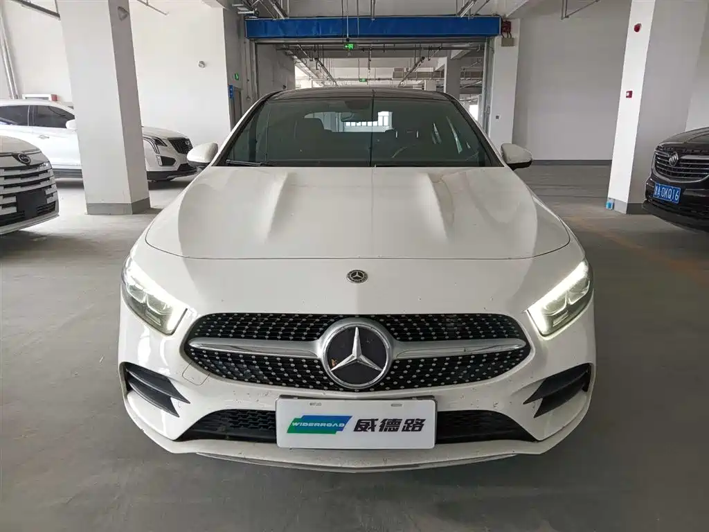 Mercedes-Benz A-Class 2019 — фото 2