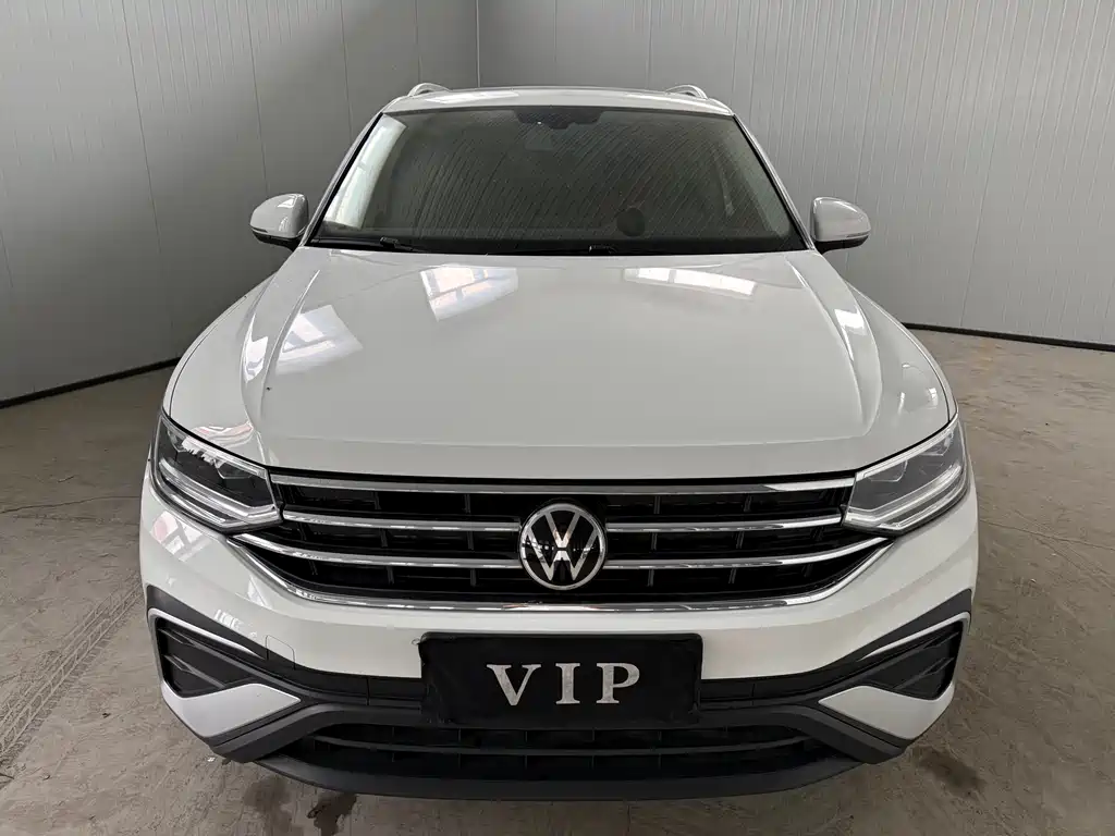 Volkswagen Tiguan L 2023