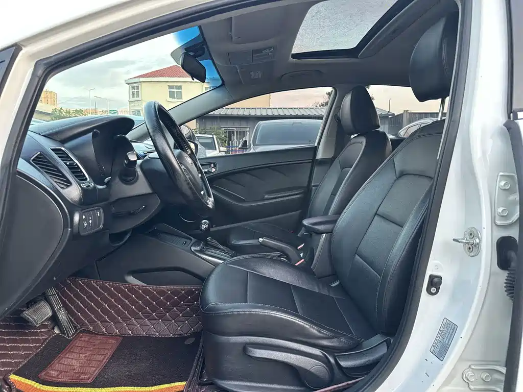 Kia K3 2013