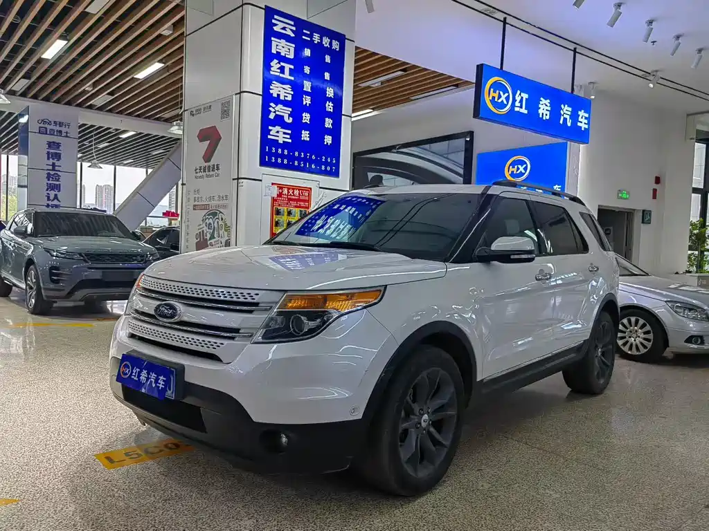 Ford Explorer 2014 — фото 1