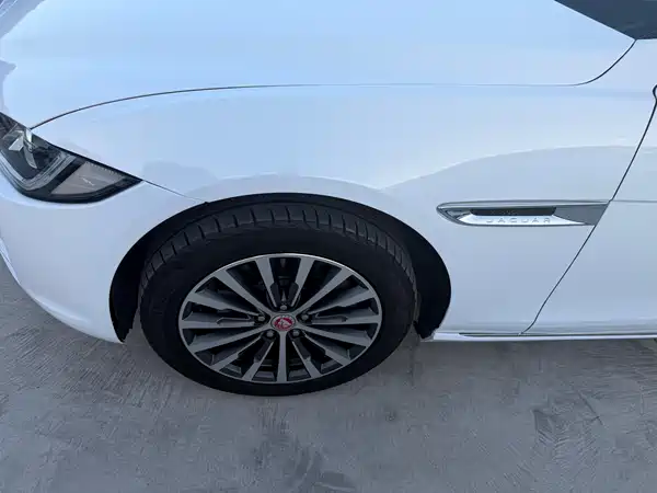 Jaguar XEL 2019