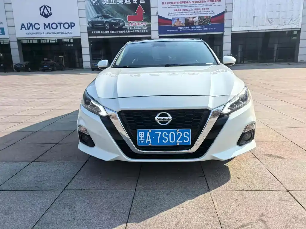 Nissan Teana 2022