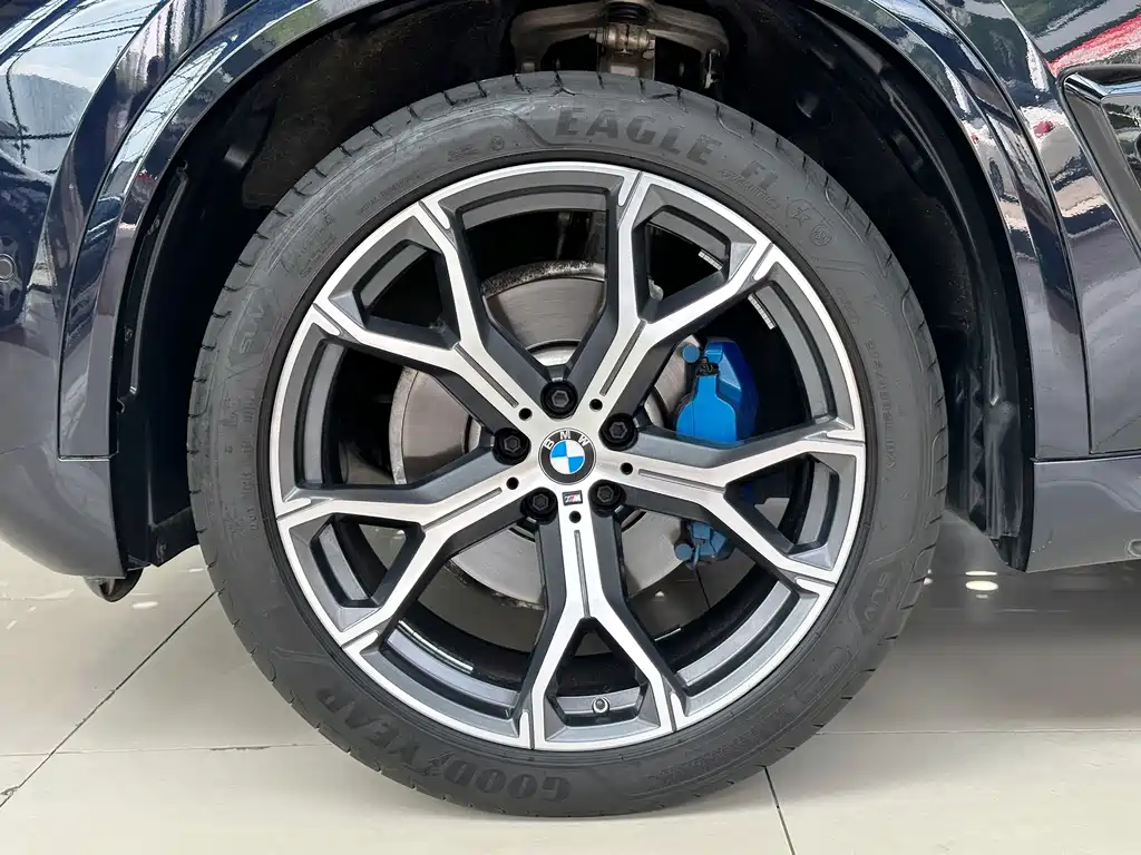 BMW X5 2024 — фото 20