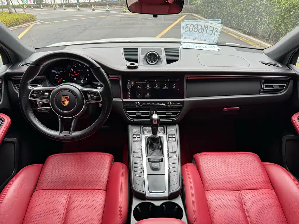 Porsche Macan 2020 — фото 7