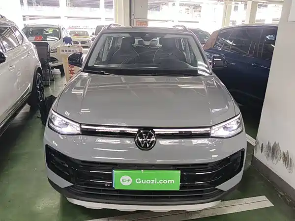 Volkswagen Tharu 2025
