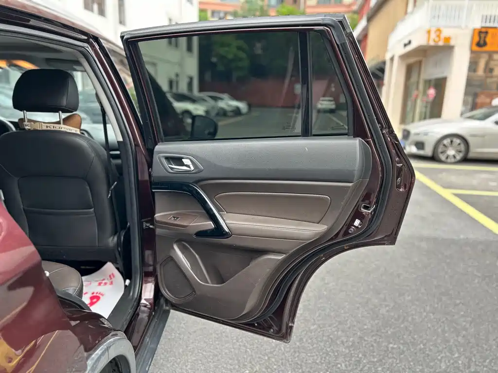 GAC Motor Trumpchi GS4 2018 — фото 22