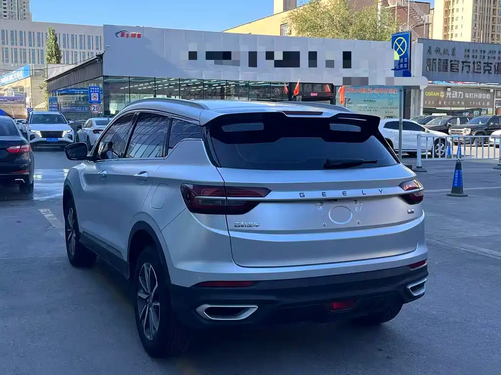 Geely Binyue 2021