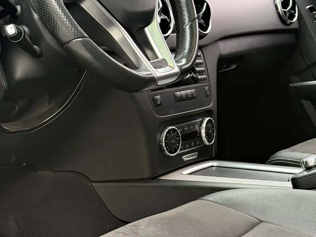 Mercedes-Benz GLK-Class 2015
