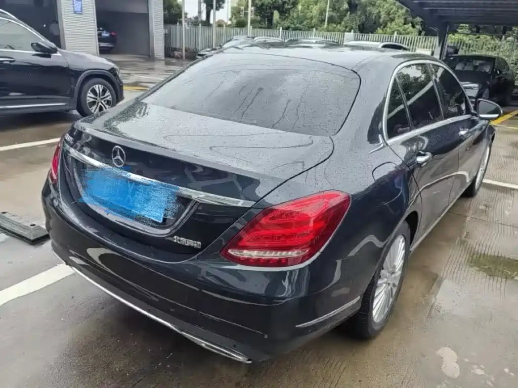 Mercedes-Benz C-Class 2017