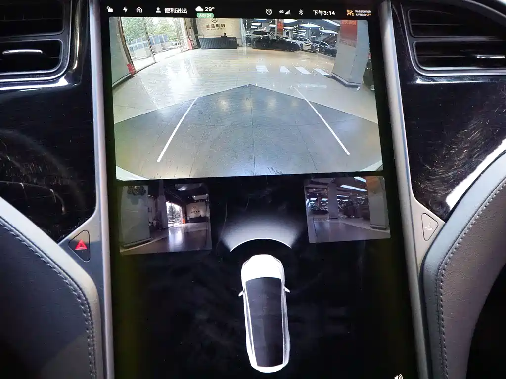 Tesla Model X 2016 — фото 15