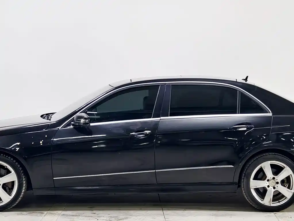 Mercedes-Benz E-Class 2013