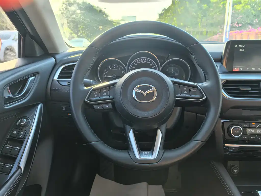 Mazda Atenza 2019 — фото 10