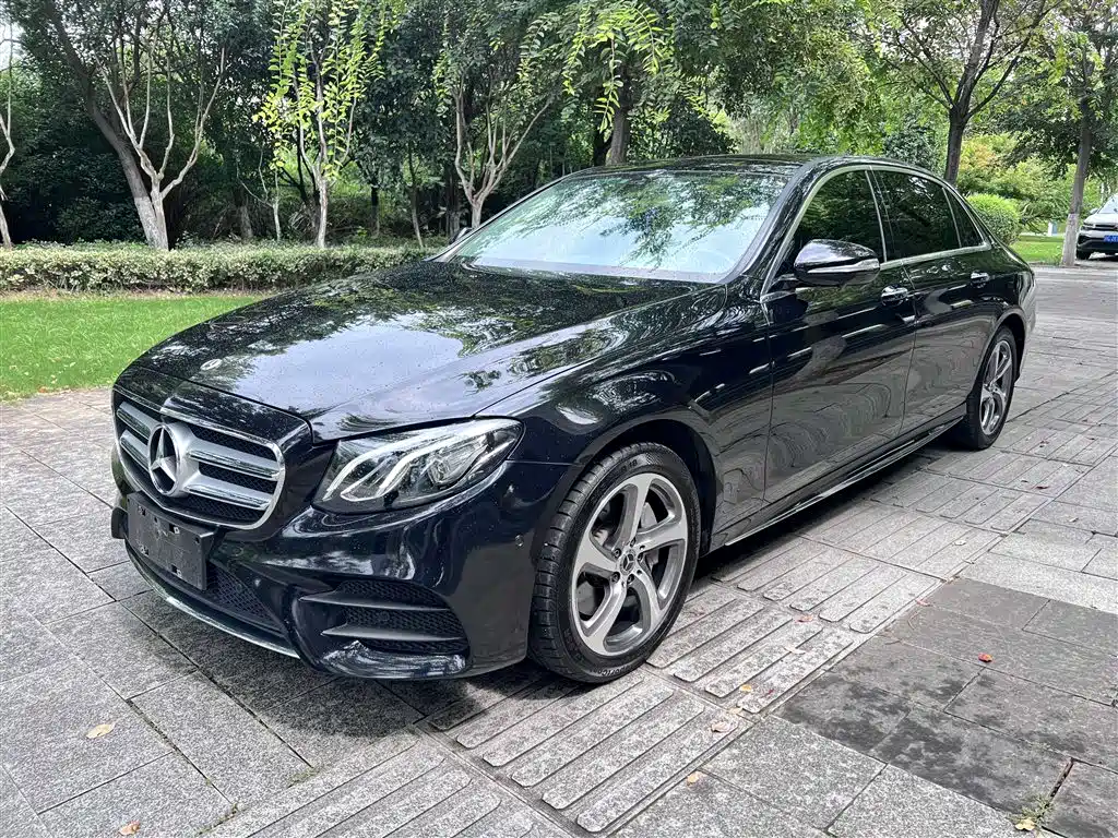 Mercedes-Benz E-Class 2018 — фото 21