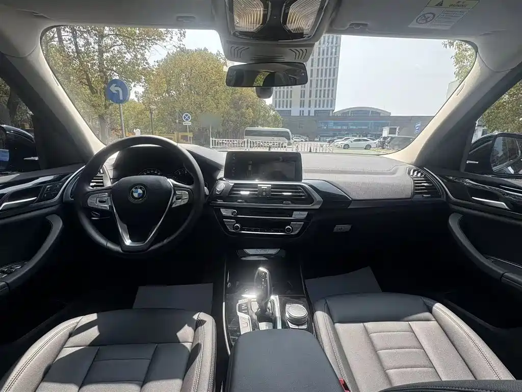 BMW X3 2019 — фото 17