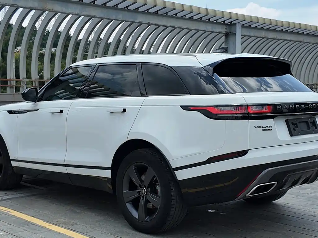 Land Rover Range Rover Velar 2020 — фото 13