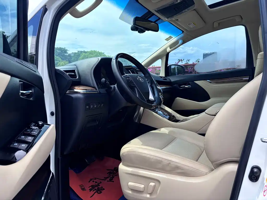 Toyota Alphard 2015 — фото 7