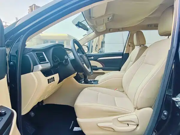 Toyota Highlander 2017