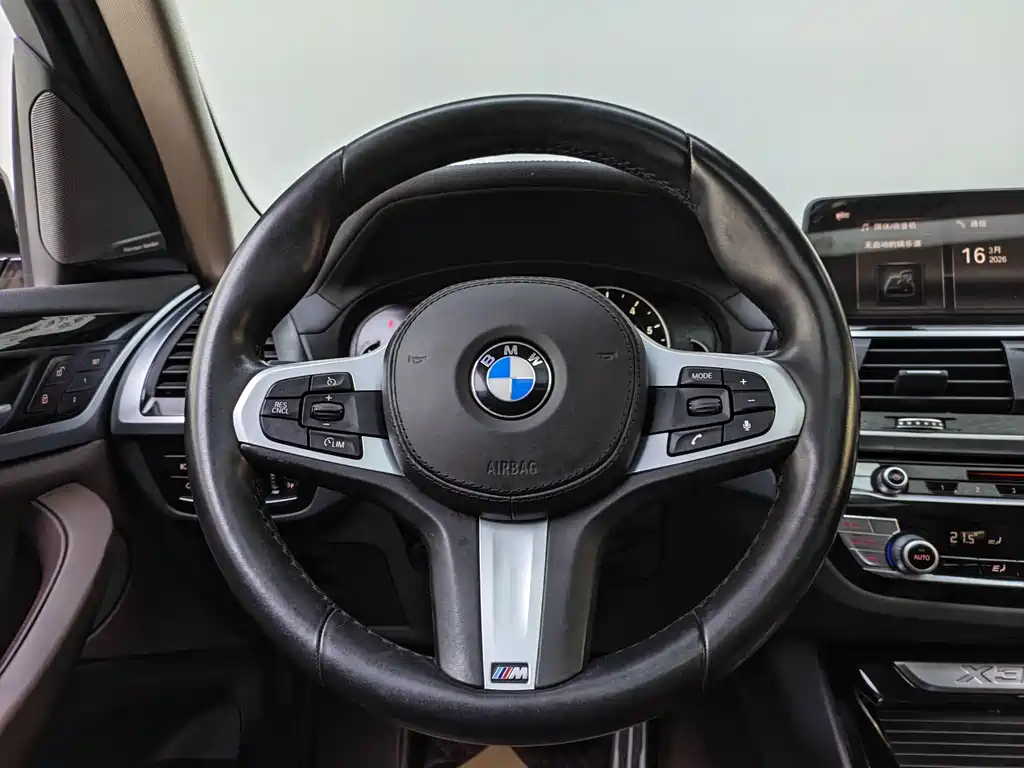 BMW X3 2019 — фото 11