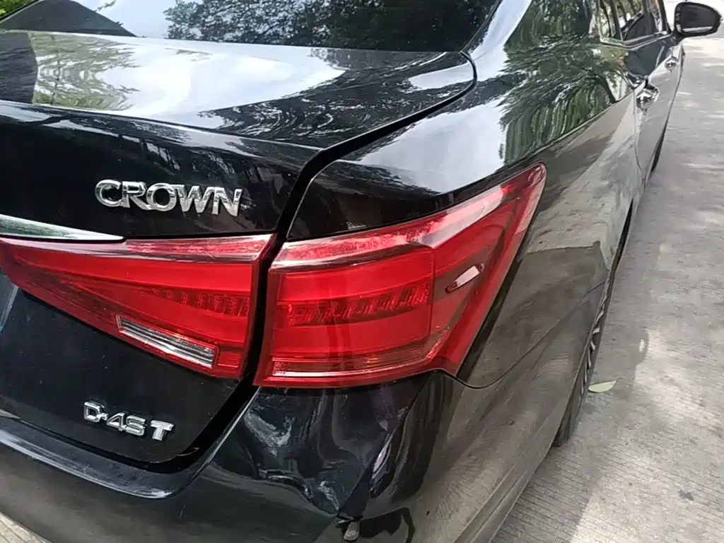 Toyota Crown 2019 — фото 8