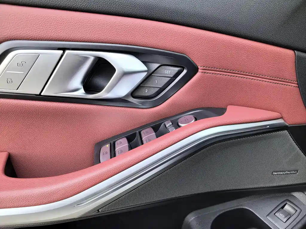 BMW 3 Series 2022 — фото 10