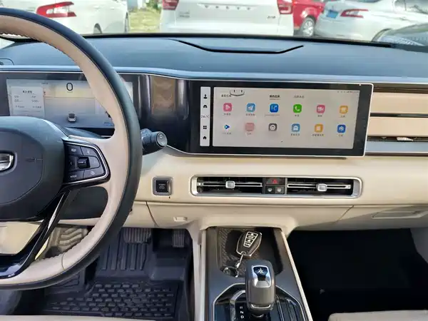 Geely ICON 2023
