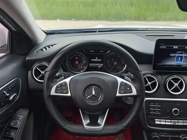 Mercedes-Benz GLA 2018