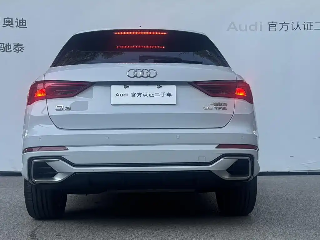 Audi Q3 2024 — фото 6