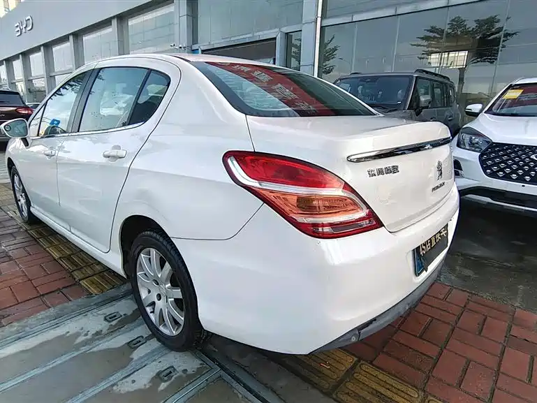 Peugeot 308 2015