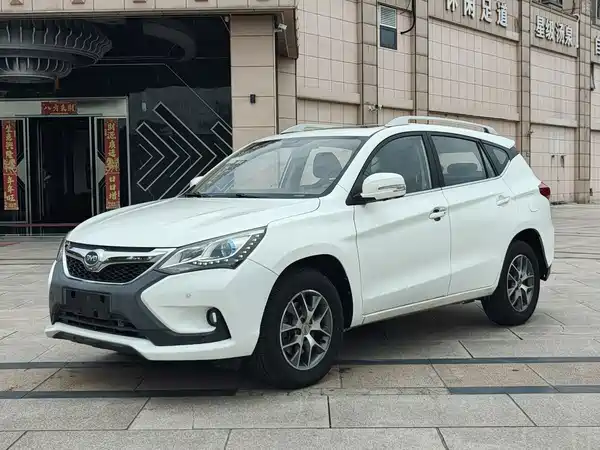 BYD Song 2016