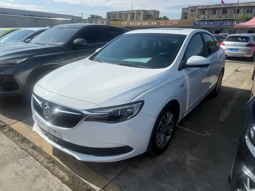 Buick Excelle 2020 — фото 1