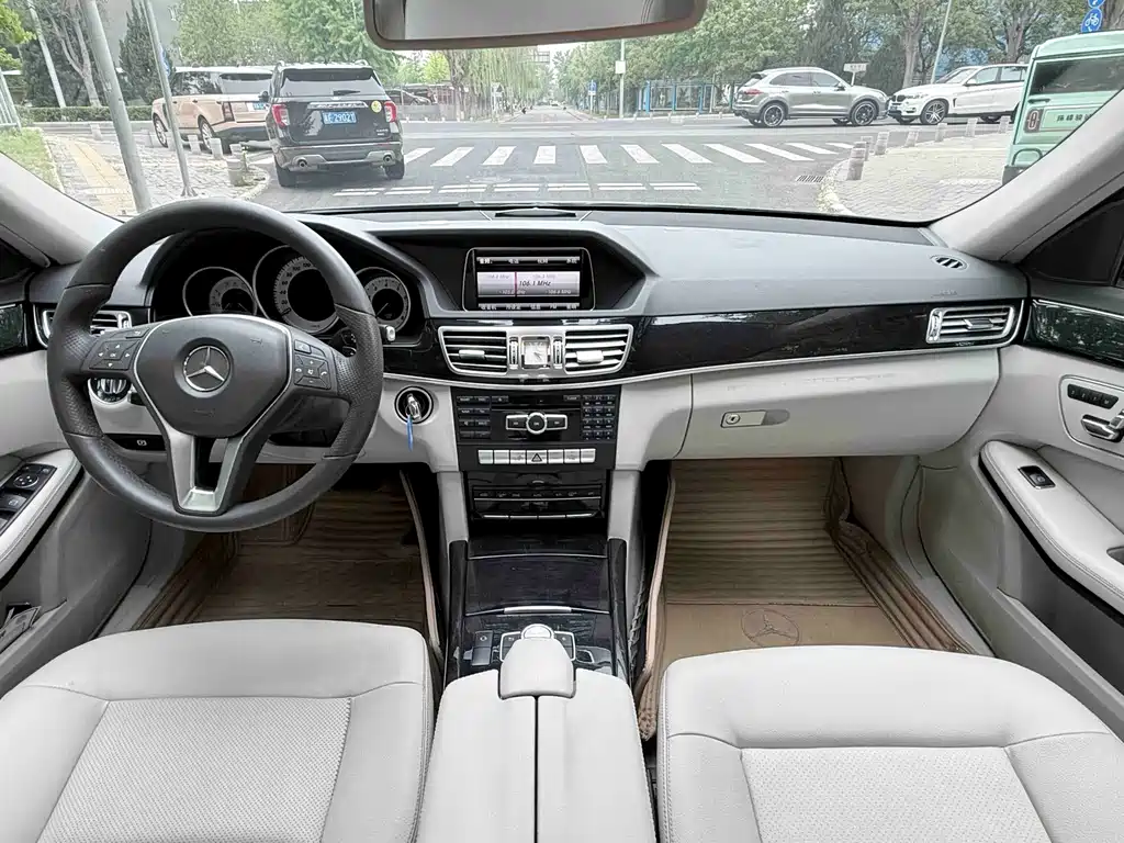 Mercedes-Benz E-Class 2014 — фото 11
