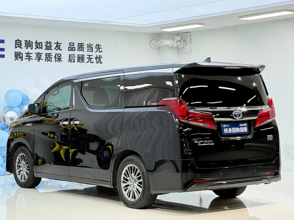 Toyota Alphard 2021 — фото 9