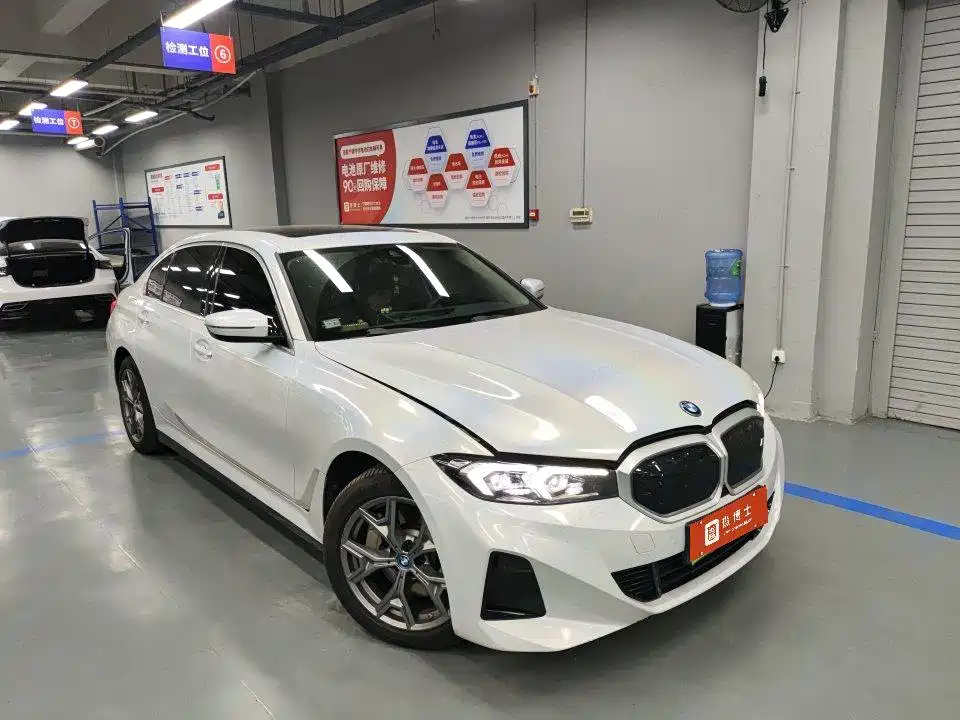 BMW i3 2022