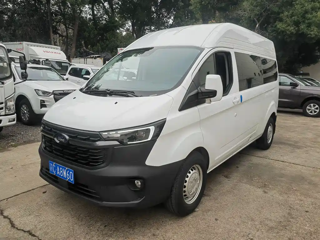 Ford Transit 2025