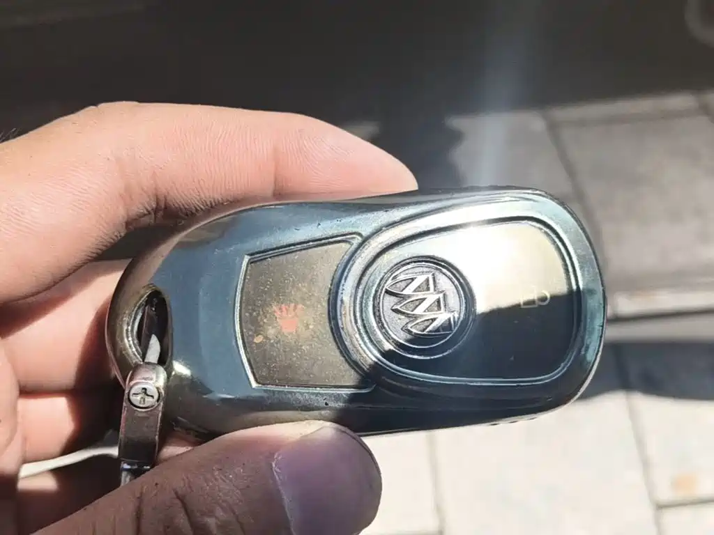 Buick Envision Plus 2018 — фото 9