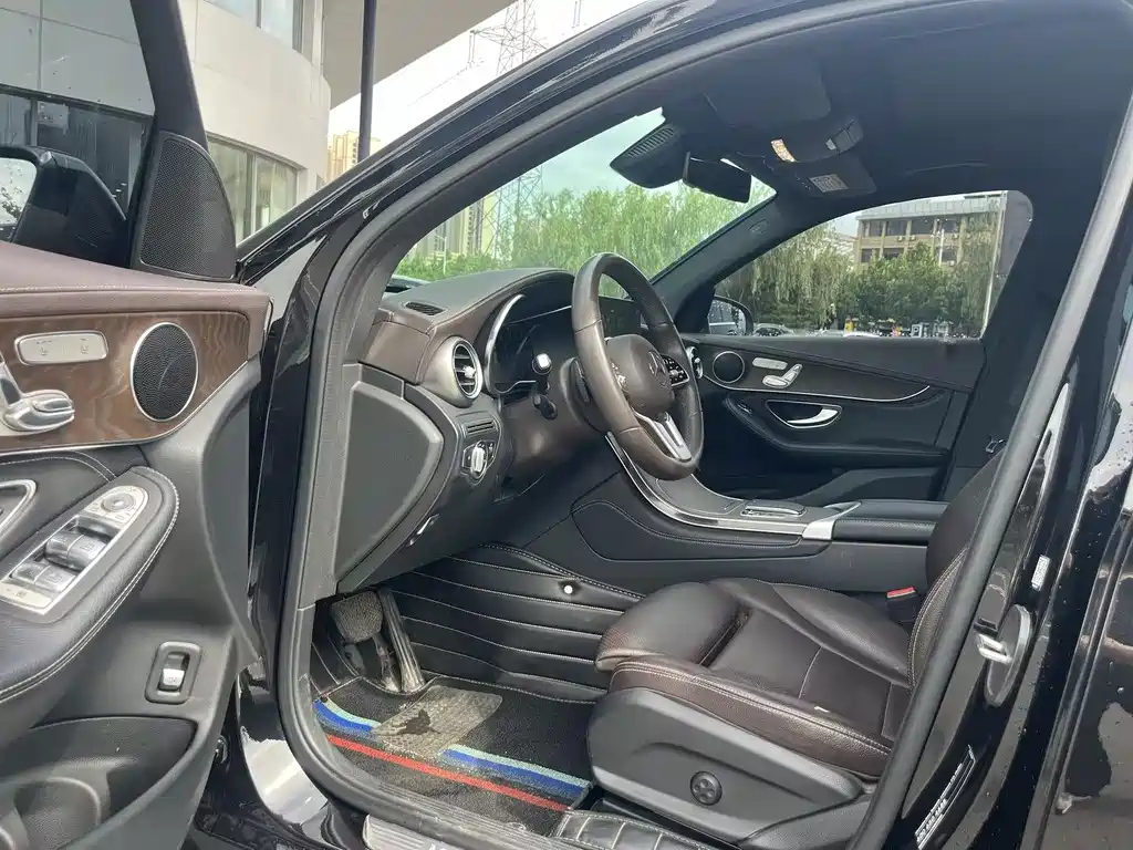 Mercedes-Benz GLC 2020 — фото 9