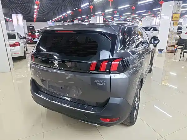 Peugeot 5008 2018